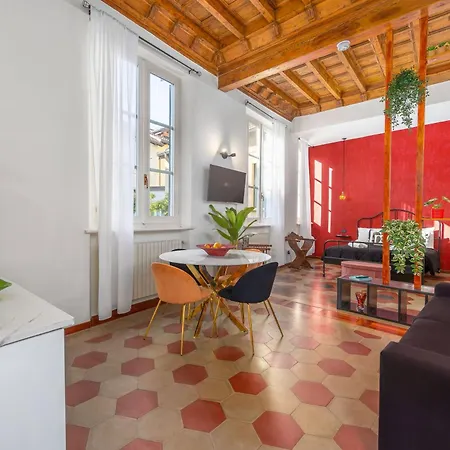 Apartament Domus Cortesella Como