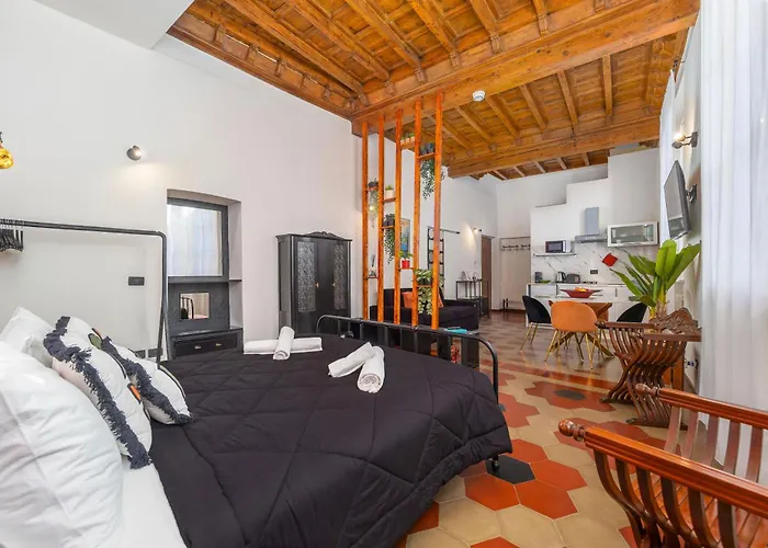 Domus Cortesella * Комо