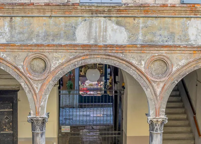 Апартаменты Domus Cortesella *